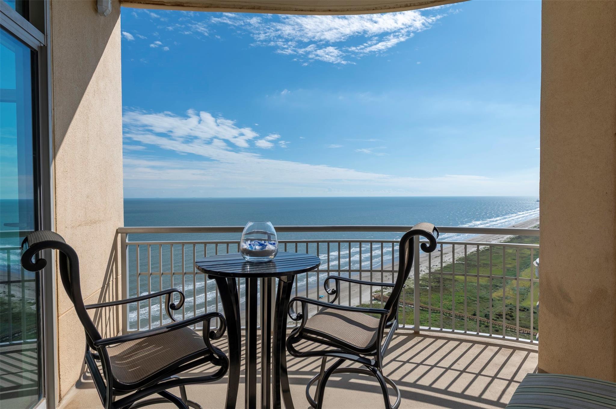 801 E Beach Drive BC2808