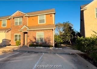 Townhouse For Rent - 301 Southwest Parkway #309<br/> Brazos County, College Station, TX 77840