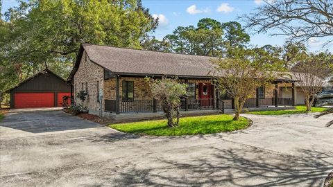 Photo of 6214 Bayou Boulevard, Baytown, TX 77521 (MLS # 62342478)