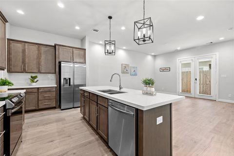 Photo of 2214 Roozy Lake Lane, Houston, TX 77055 (MLS # 16286276)