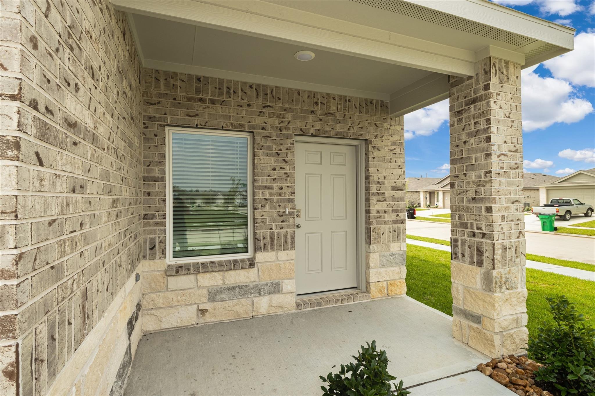 5602 Sycamore Glen Drive