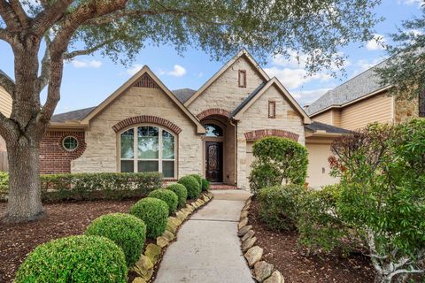 Photo of 11 Painted Grove Court, Missouri City, TX 77459 (MLS # 23817563)