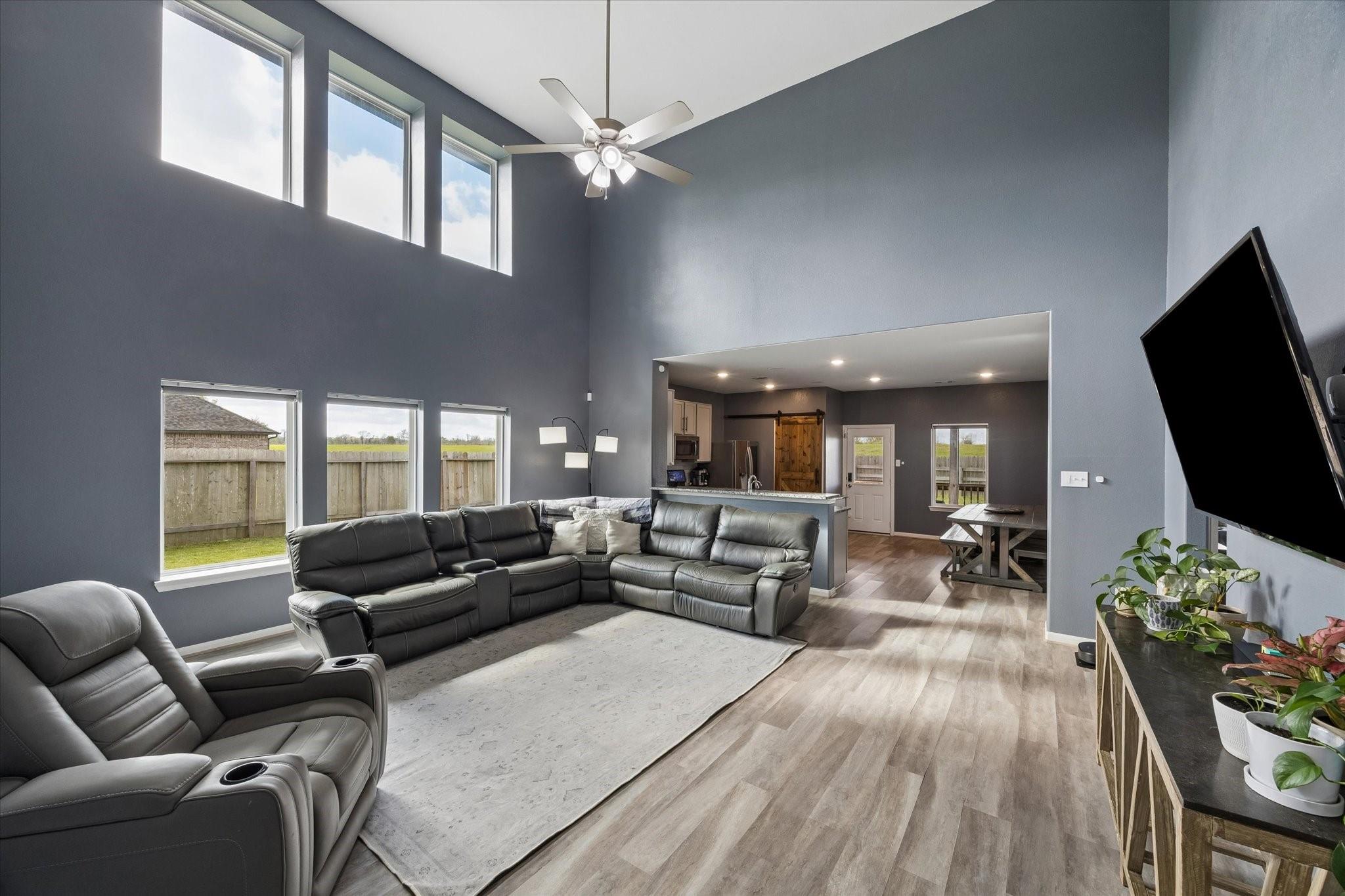 2036 Twin Lakes Boulevard