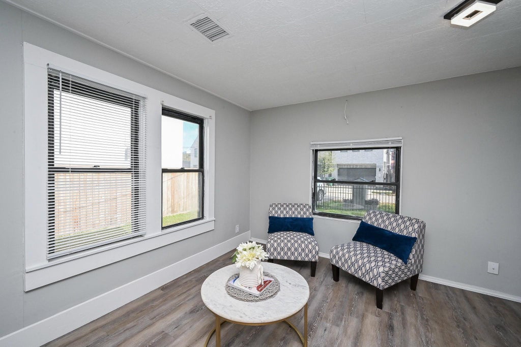 Photo of 1507 Laird Street, Houston, TX 77008 (MLS # 13568698)
