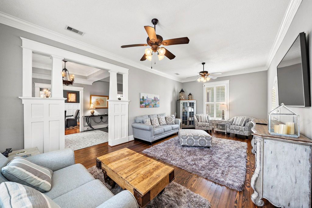 Photo of 3212 Avenue R 1/2, Galveston, TX 77550 (MLS # 50464520)