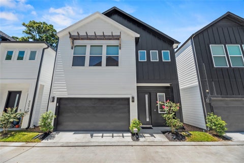 Photo of 869 Mansfield Street #E, Houston, TX 77091 (MLS # 49850824)