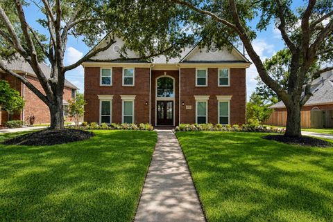 Photo of 22707 Ravens Lake Drive, Katy, TX 77450 (MLS # 77910690)