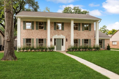 Photo of 1116 Cheshire Lane, Houston, TX 77018 (MLS # 62699621)