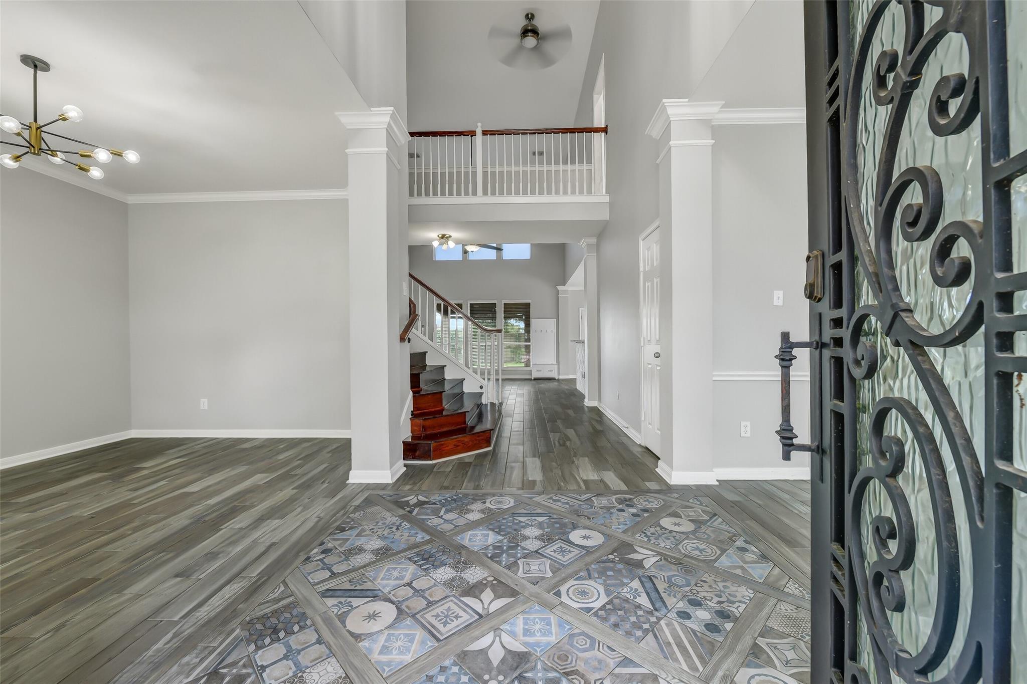 1102 Rippling Springs