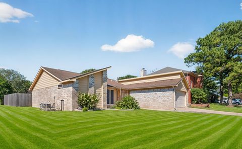 Photo of 11803 Inga Lane, Houston, TX 77064 (MLS # 40092967)