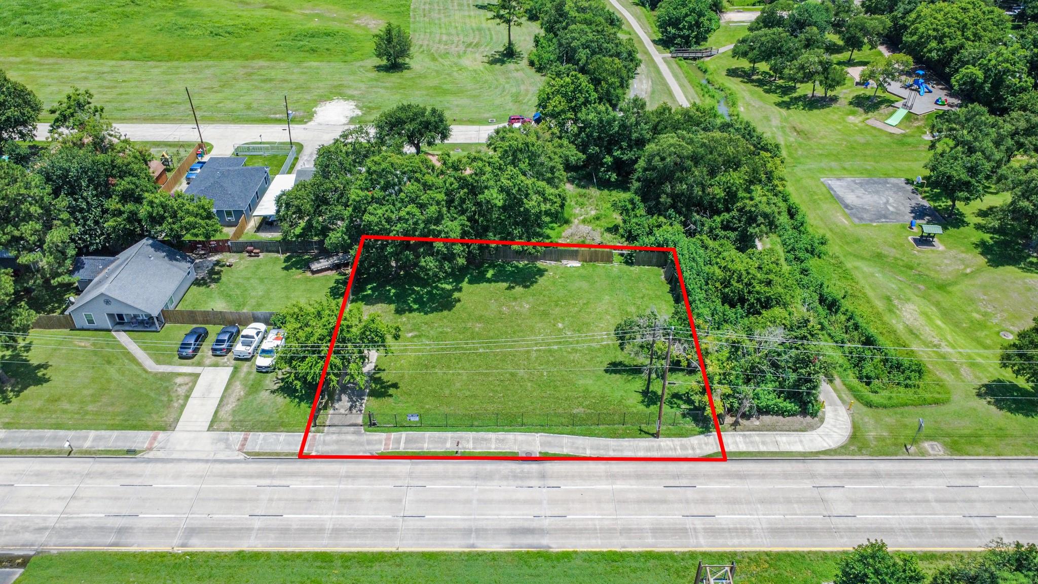 302 N Highway 146