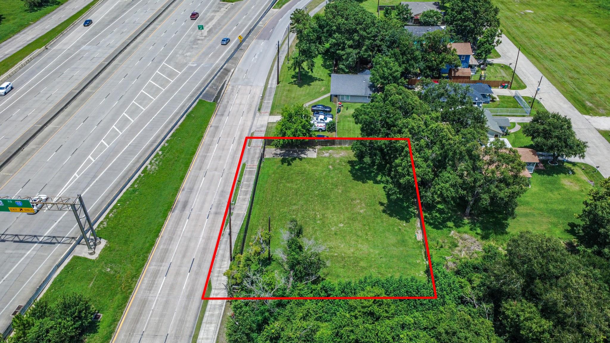 302 N Highway 146
