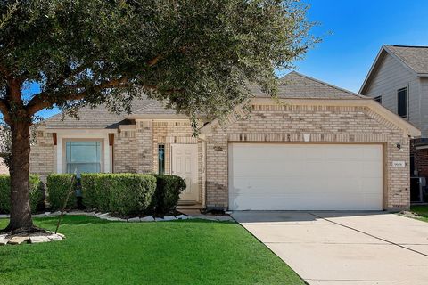 Photo of 9606 Arched Oak Drive, Houston, TX 77095 (MLS # 85346486)