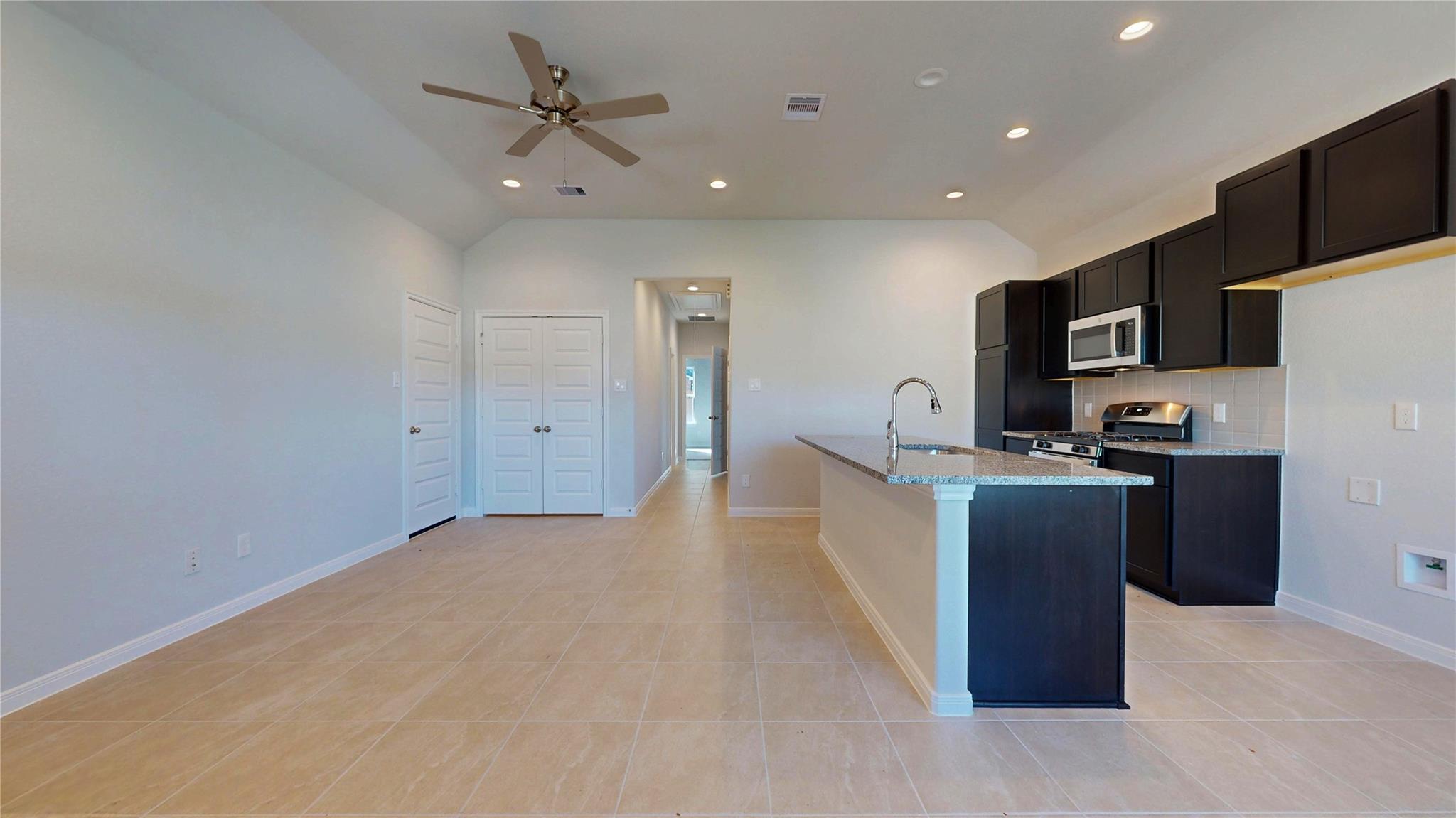 11821 East Gate Drive