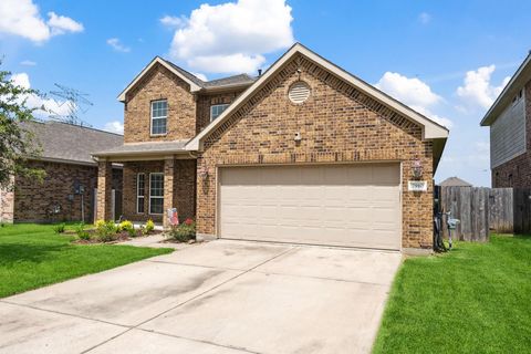 Photo of 7910 Brooks Crossing Drive, Baytown, TX 77521 (MLS # 7815584)