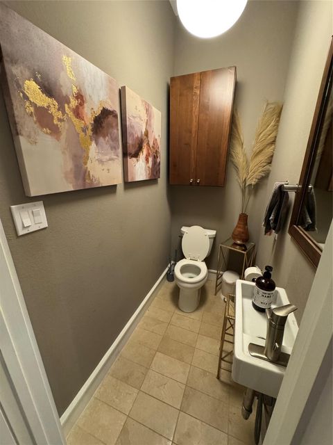 Tiny photo for 5707 Schuler Street, Houston, TX 77007 (MLS # 14245628)