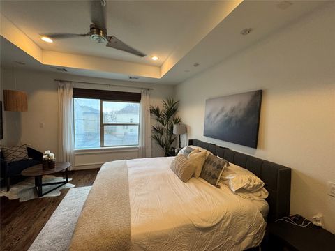 Tiny photo for 5707 Schuler Street, Houston, TX 77007 (MLS # 14245628)