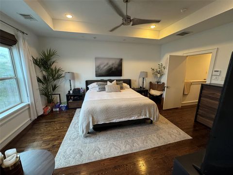 Tiny photo for 5707 Schuler Street, Houston, TX 77007 (MLS # 14245628)