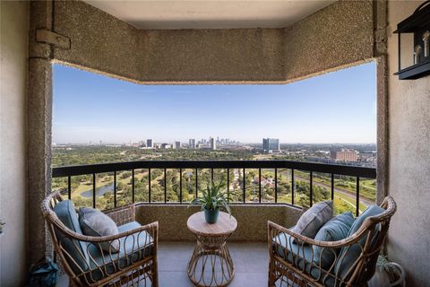 Photo of 2001 Holcombe Boulevard #2502, Houston, TX 77030 (MLS # 69660845)