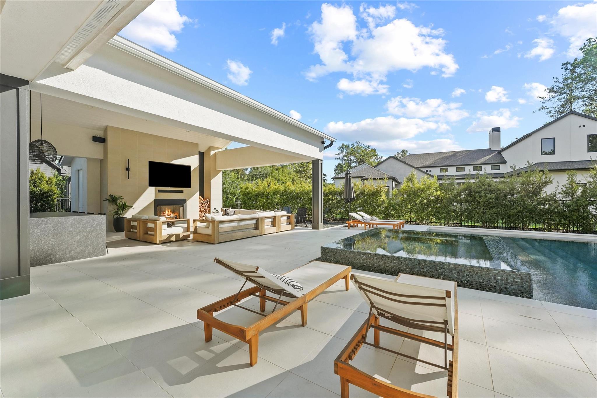 407 N Copa Palm Loop