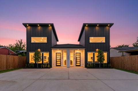 Photo of 7323 Bastogne Road, Houston, TX 77033 (MLS # 31952818)