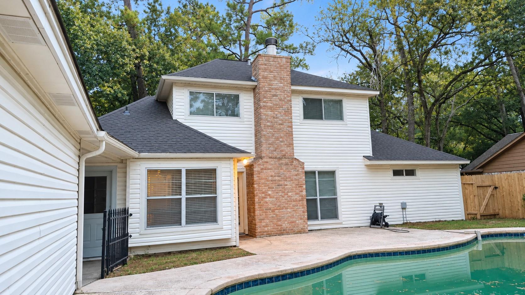 15707 Canterbury Forest Drive