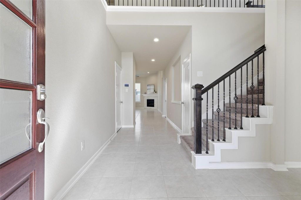 Photo of 6010 Birchwood Cliff Trail, Katy, TX 77493 (MLS # 36380014)