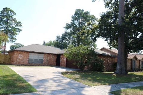 Photo of 20014 Chipplegate Lane, Humble, TX 77338 (MLS # 54827595)