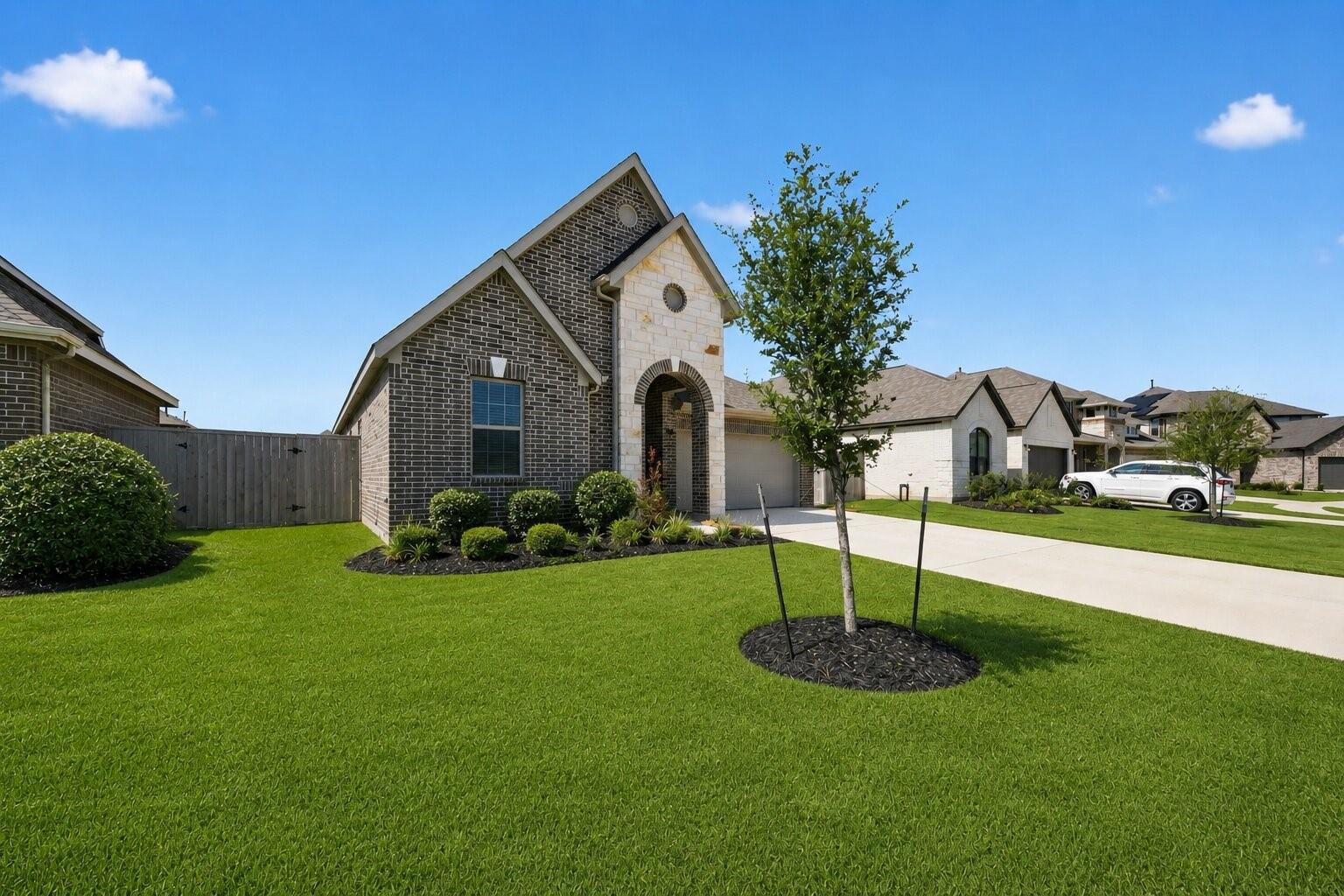 32323 Cedar Crest Drive