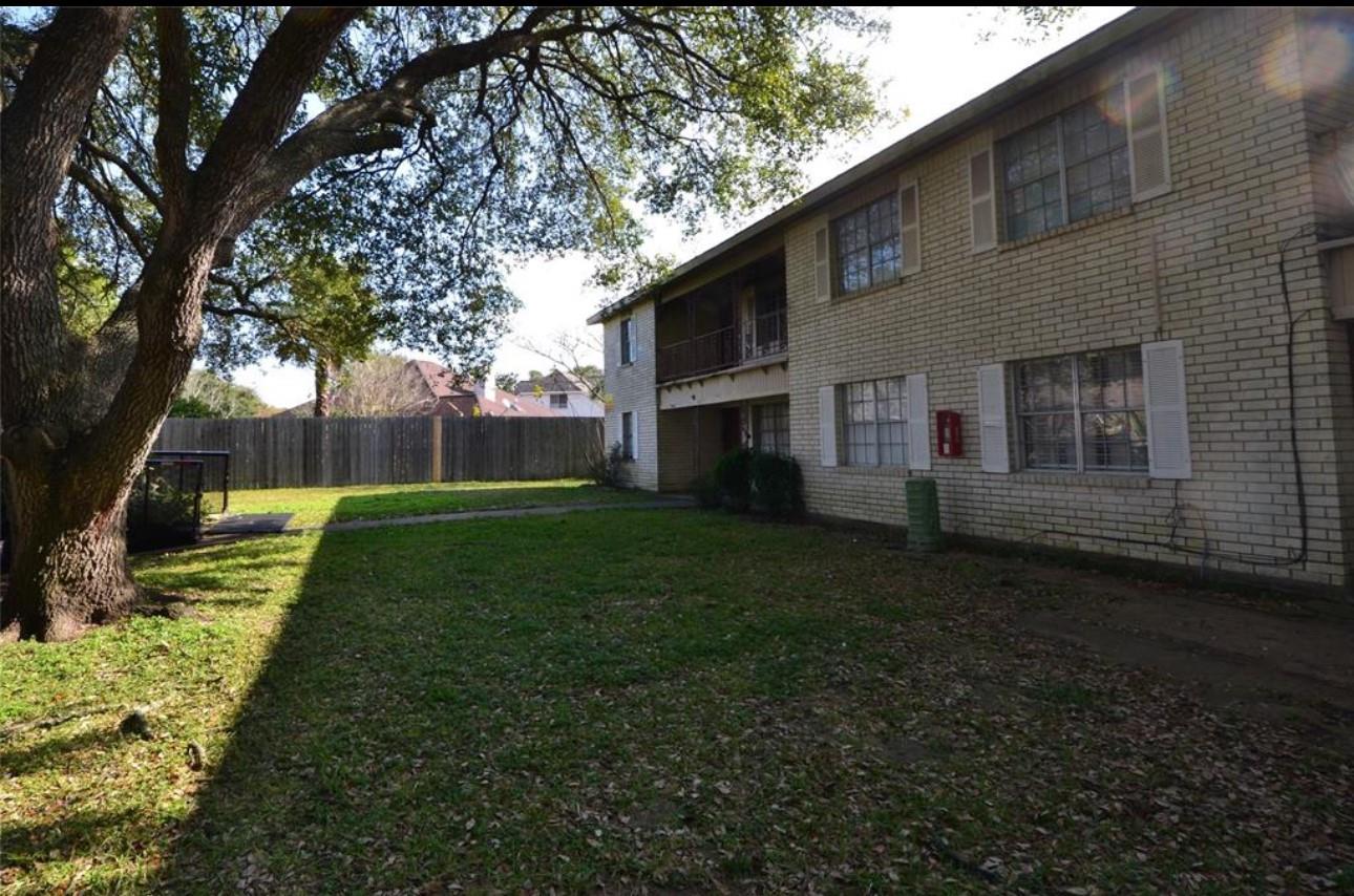 1867 Florida Drive