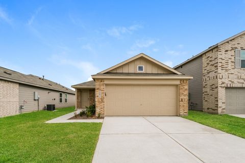 Photo of 10822 Bird Of Paradise Lane, Houston, TX 77016 (MLS # 61598739)