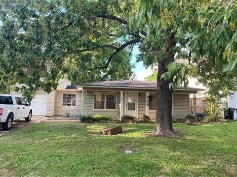 Photo of 6406 Schiller Street, Houston, TX 77055 (MLS # 10927709)