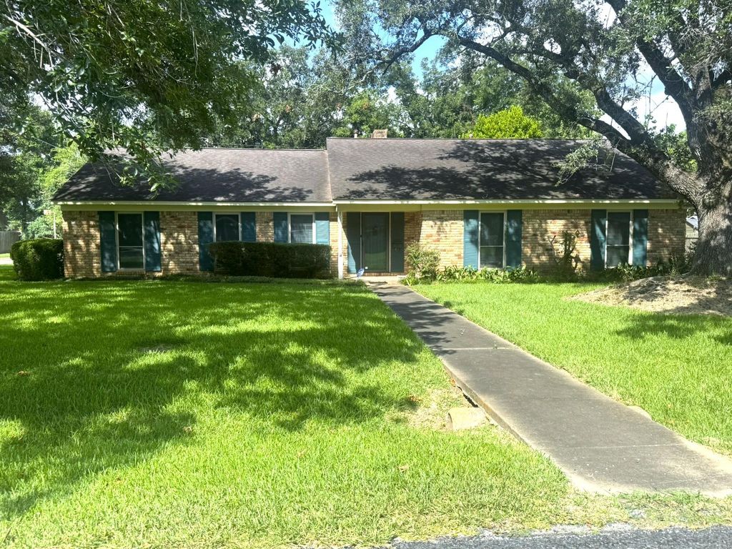 Photo of 803 Merry Lane, Wharton, TX 77488 (MLS # 24084210)