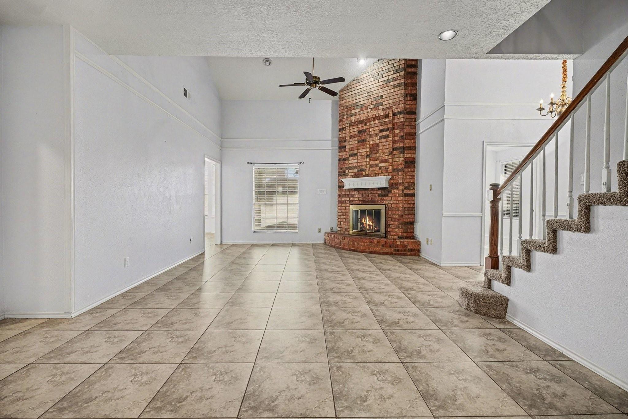 1321 Garden Court
