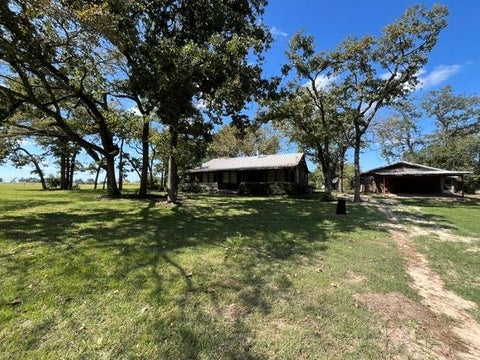 Photo of 1596 Fm 1147, Marquez, TX 77865 (MLS # 51065596)
