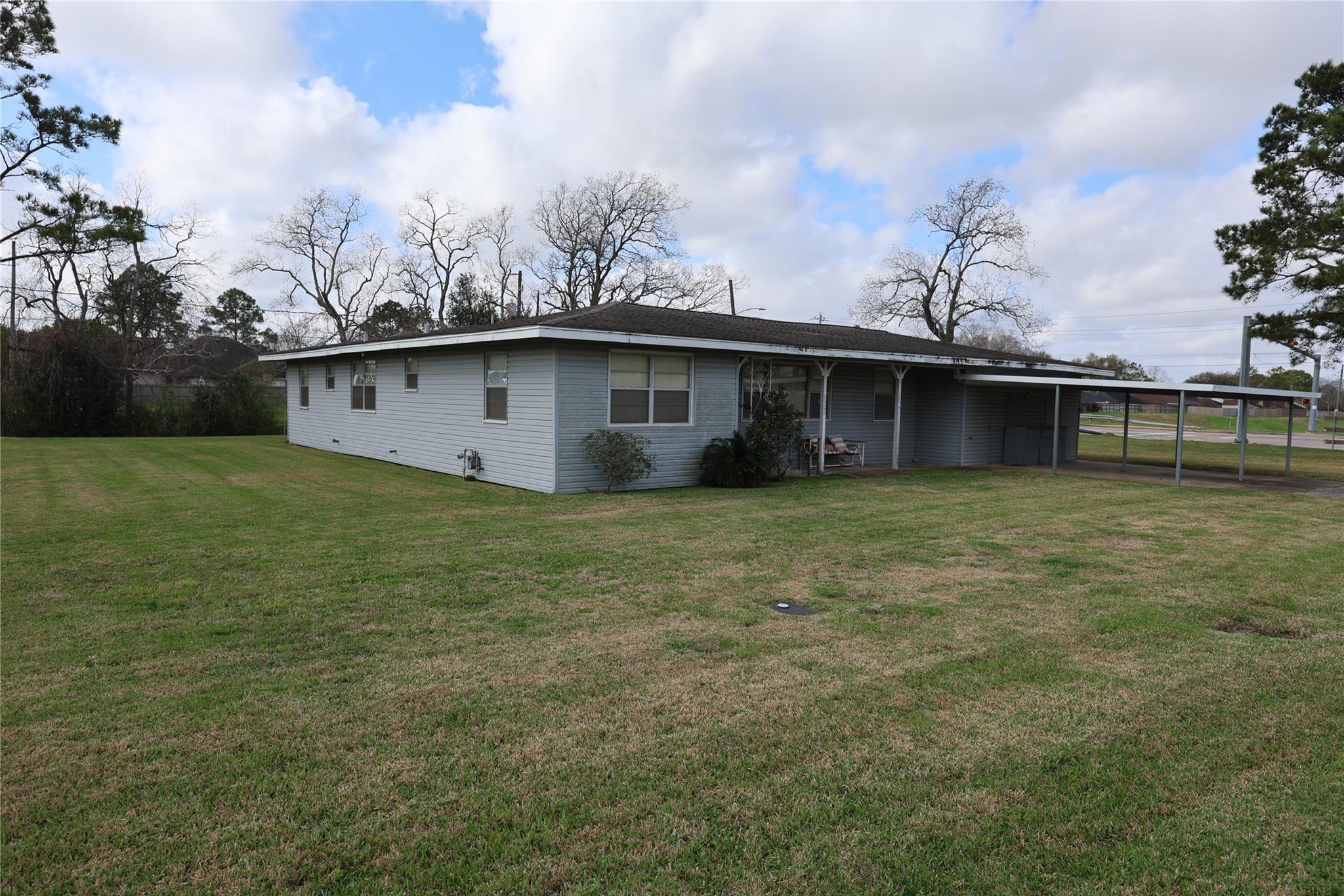 6302 Olson