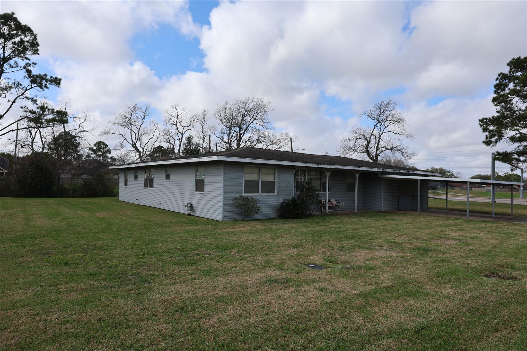 6302 Olson