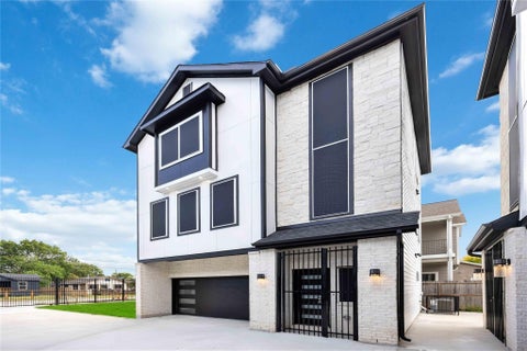 Photo of 4406 Oats Street #B, Houston, TX 77020 (MLS # 61598984)