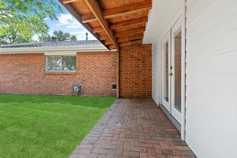 Tiny photo for 8918 Grape Street, Houston, TX 77036 (MLS # 3572445)