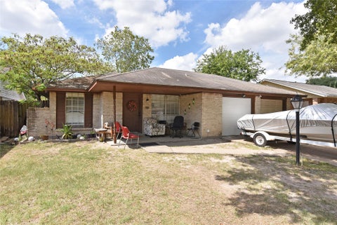 Photo of 10119 Hannon Drive, Houston, TX 77040 (MLS # 74281423)