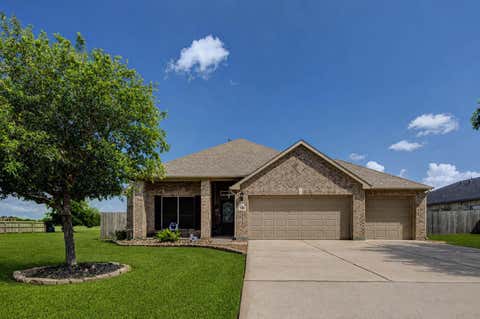 Homes For Sale - 546 Green Meadows Drive<br/> West Columbia, TX 77486