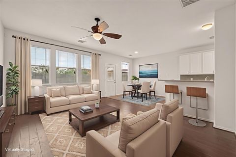 Photo of 3403 Orchid Trace Lane, Houston, TX 77047 (MLS # 73075382)