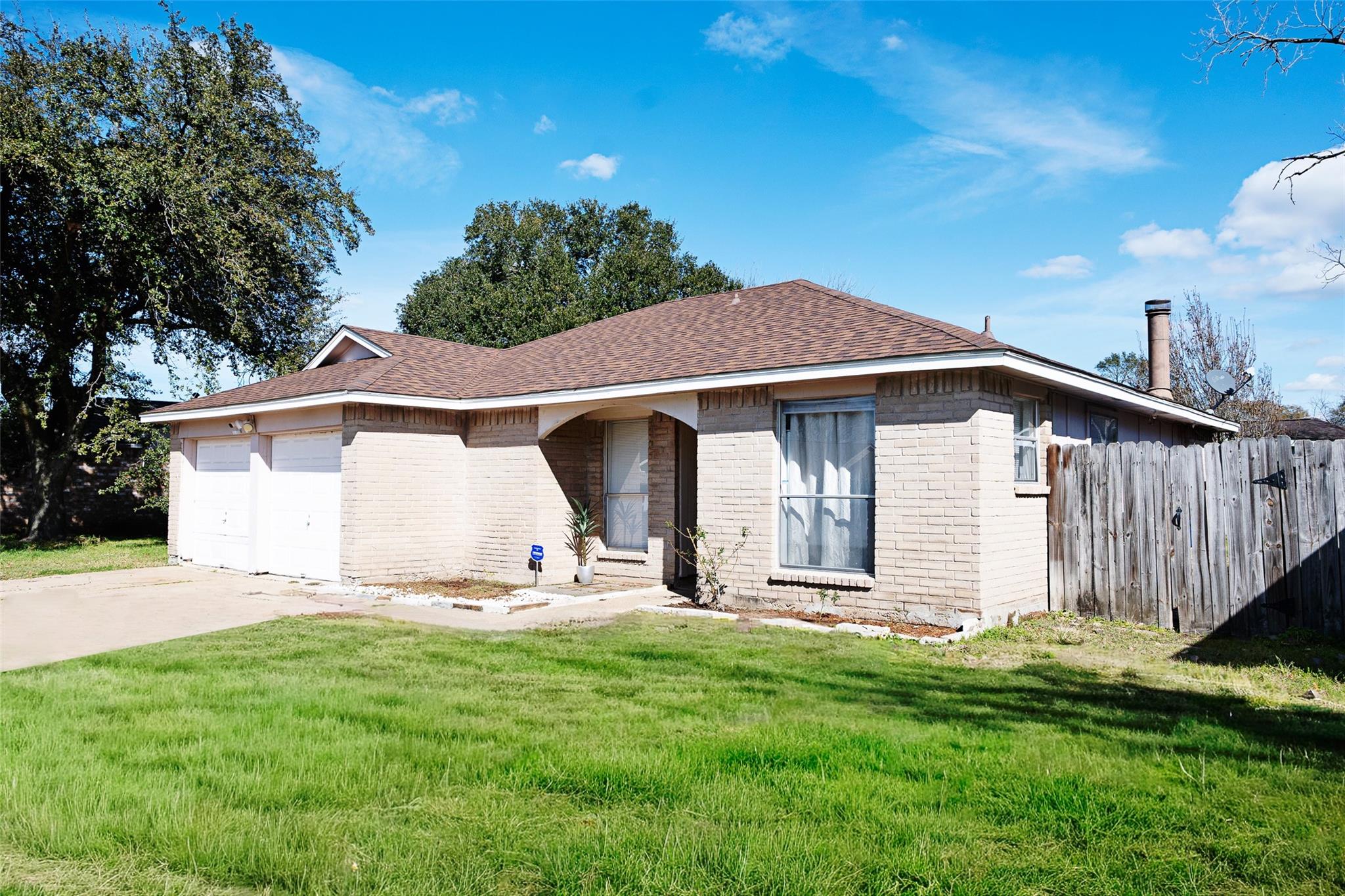 2022 Crosscoach Lane