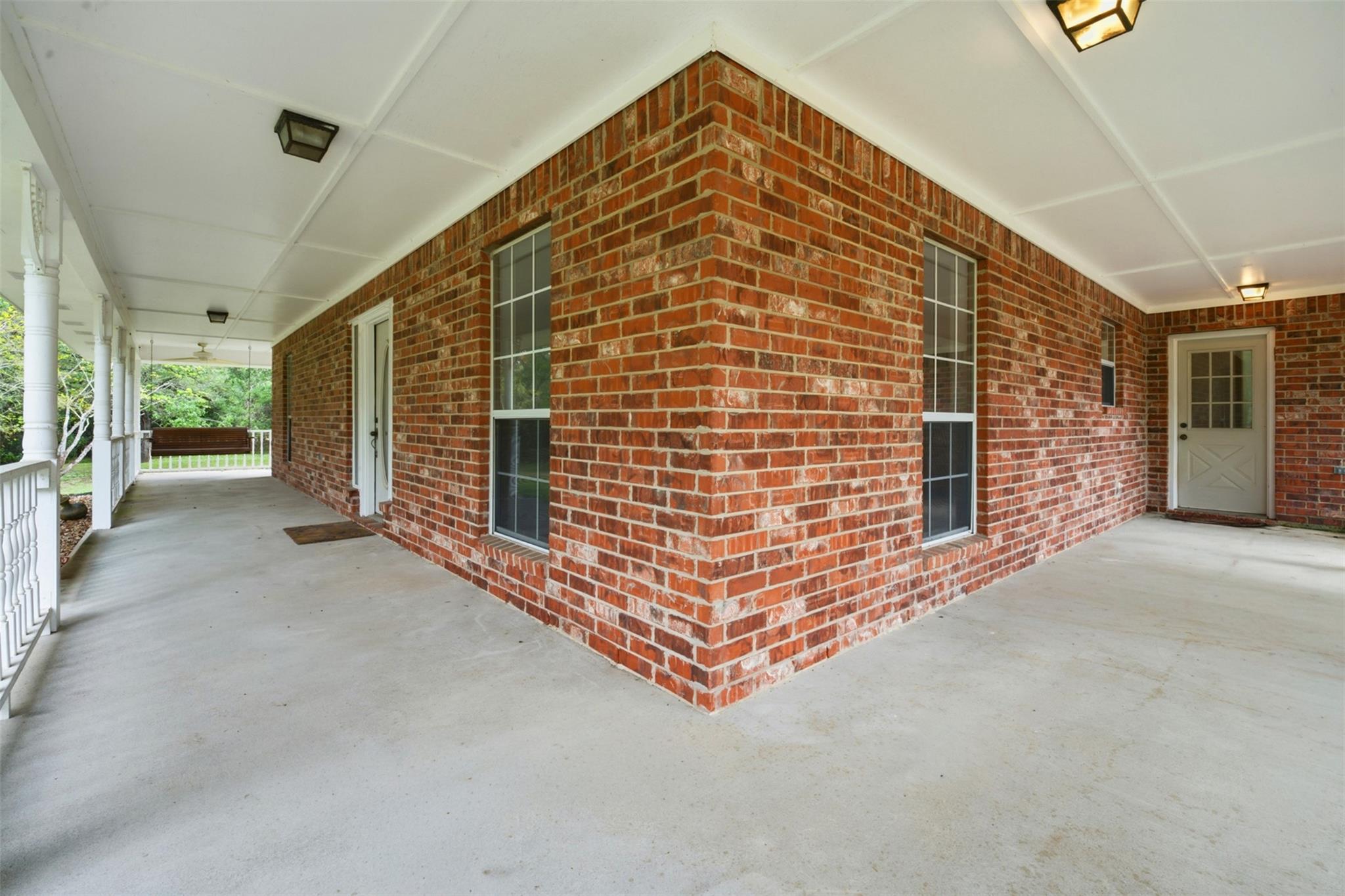 144 Pin Oak Lane