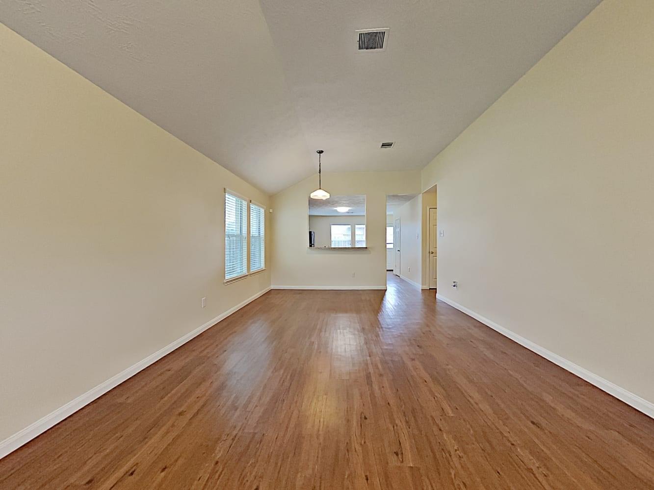 4026 Hawthorne Glen Court