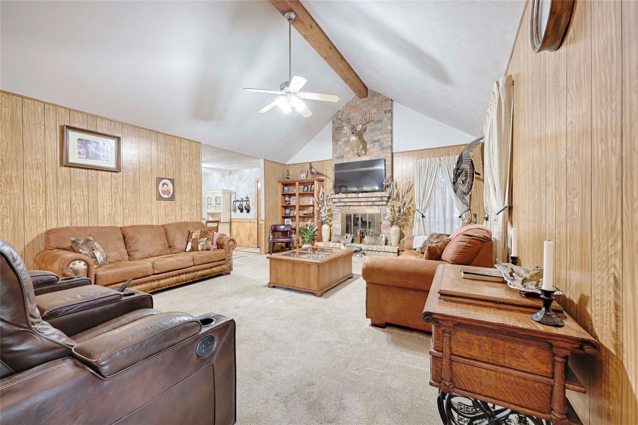 2211 Riverview Drive