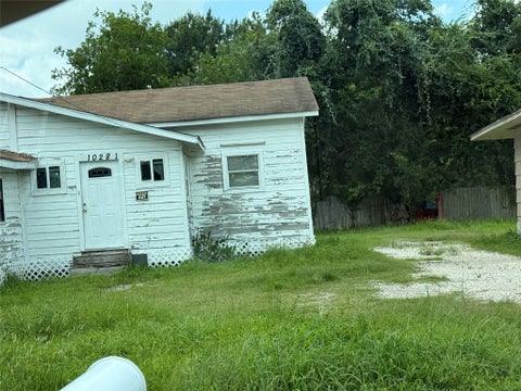 Photo of 1026 Marjorie Street, Houston, TX 77088 (MLS # 66769466)