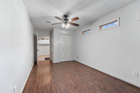 Tiny photo for 326 Broad Ripple Drive, Houston, TX 77336 (MLS # 73448733)
