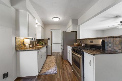 Tiny photo for 326 Broad Ripple Drive, Houston, TX 77336 (MLS # 73448733)