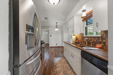 Tiny photo for 326 Broad Ripple Drive, Houston, TX 77336 (MLS # 73448733)